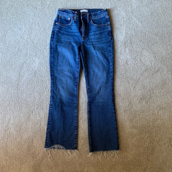 Madewell Mid-Rise Kick Out Jeans - Picture 1 of 4
